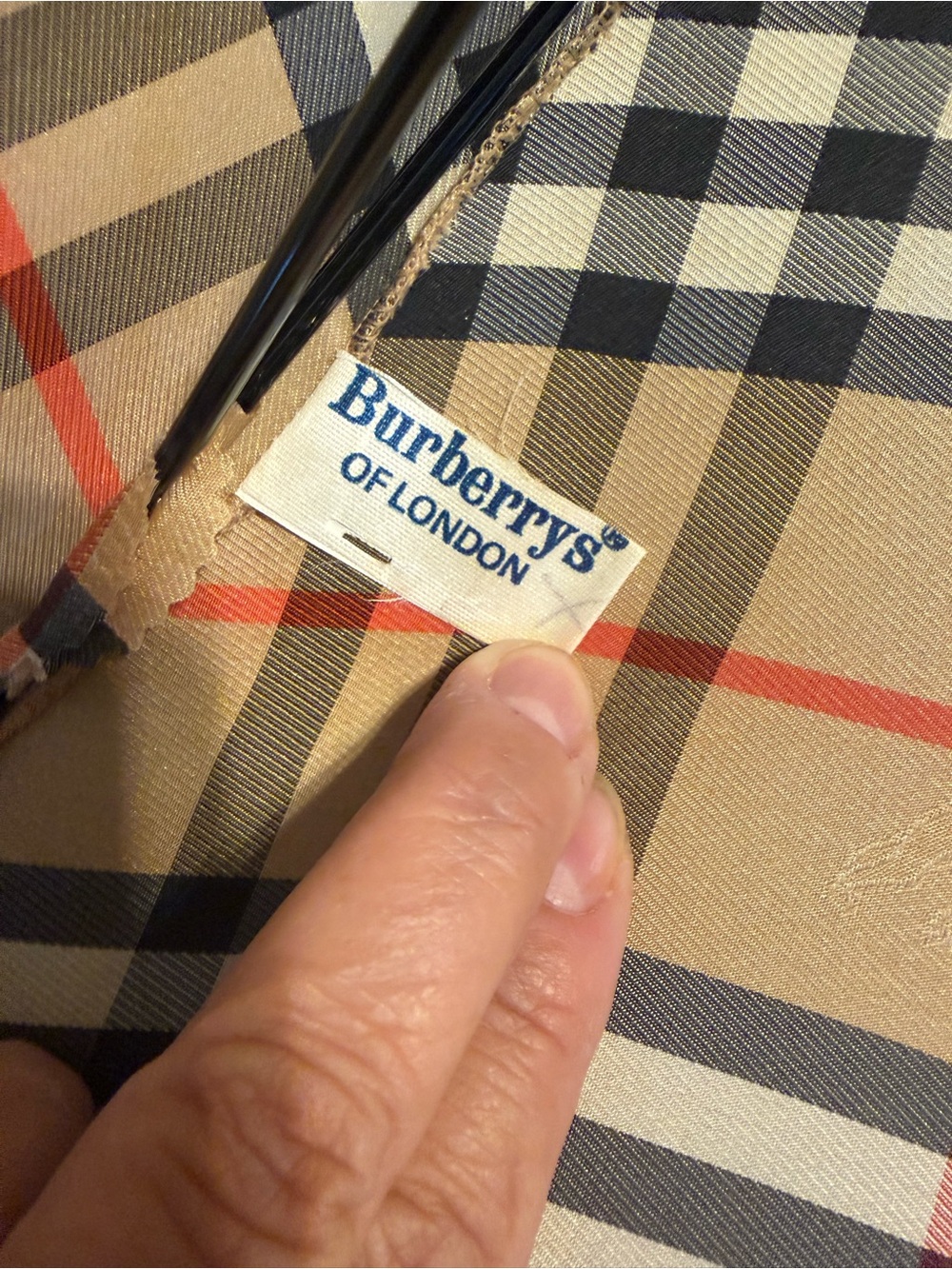 Vintage Burberrys Nova Check Walking Stick Umbrella with Wood Handle - Picture 7 of 12
